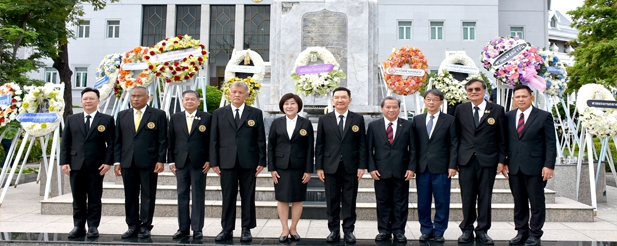เนติบัณฑิตยสภา ในพระบรมราชูปถัมภ์ จัดพิธีวางพวงมาลาถวายสักการะพระอนุสาวรีย์ พระเจ้าบรมวงศ์เธอ พระองค์เจ้ารพีพัฒนศักดิ์ กรมหลวงราชบุรีดิเรกฤทธิ์ เนื่องในวันรพี ประจำปี 2568
