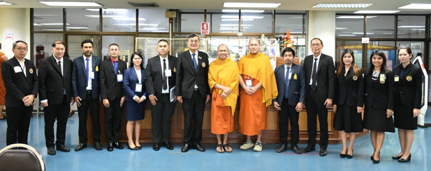 เลขาธิการเนติบัณฑิตยสภาให้การต้อนรับคณาจารย์และนิสิต มหาวิทยาลัยมหาจุฬาลงกรณราชวิทยาลัย วิทยาเขตนครศรีธรรมราช
